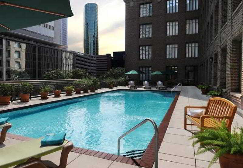 Residence Inn Houston Downtown/Convention Center Exterior photo